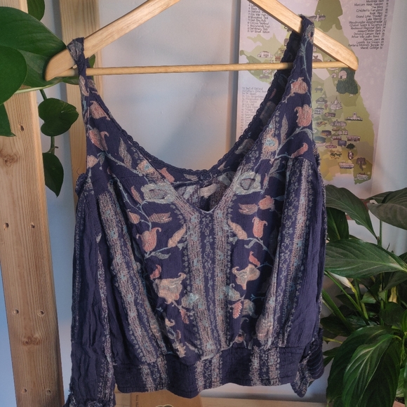 Ecote xs crop top - Picture 2 of 4